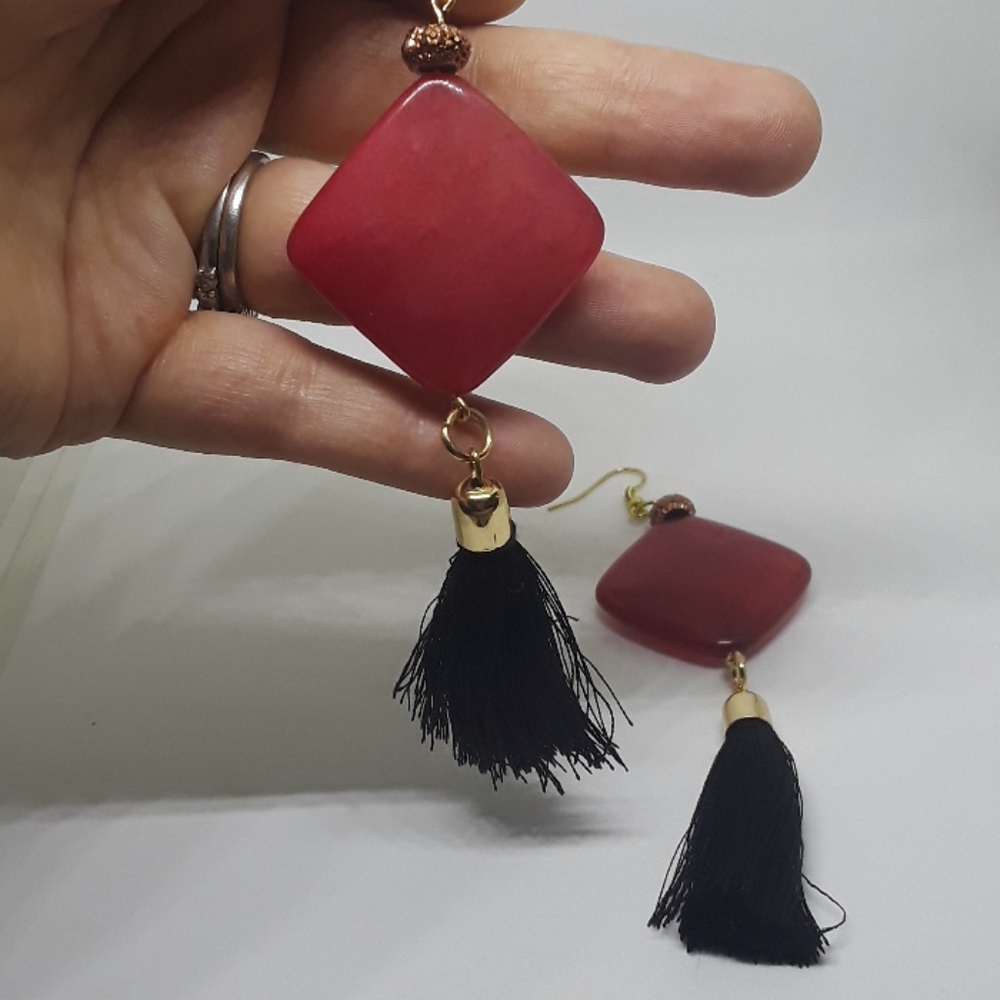 statement earrings - Picture 3 of 3